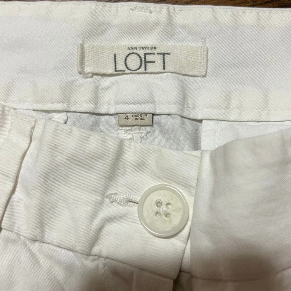 White Ann Taylor LOFT shorts size 4 304.5